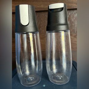 Tupperware - Tilt ‘N Serve Dispensers